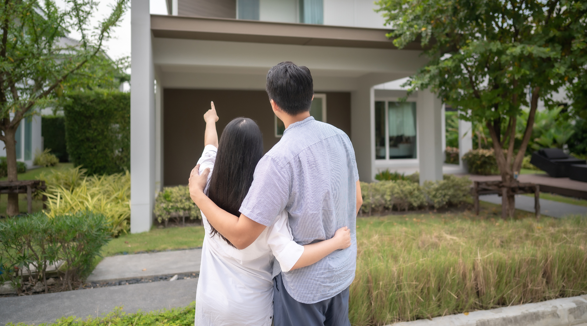 couple looking at house