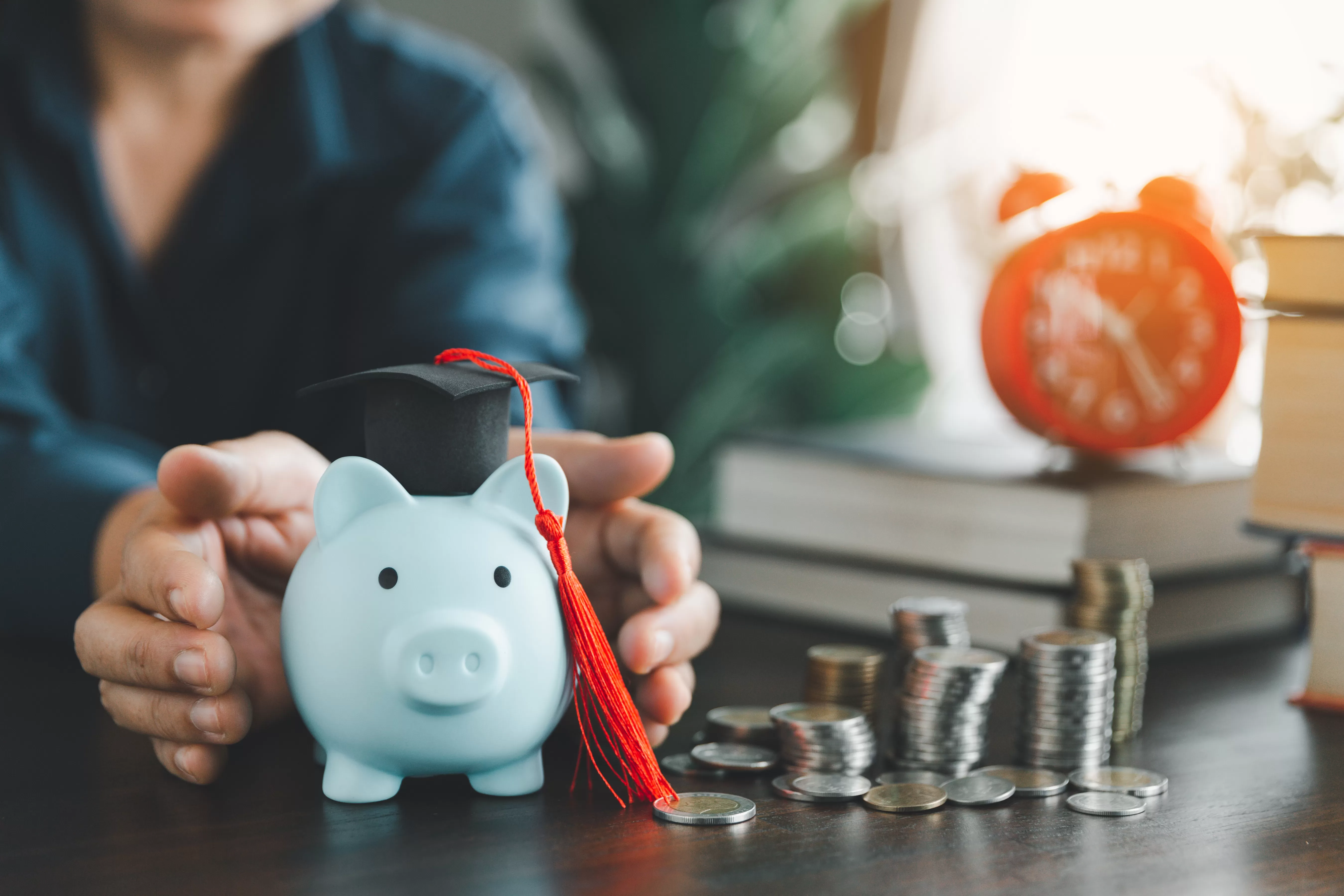 Financial Planning for Graduates: Offering Advice and Resources to Help